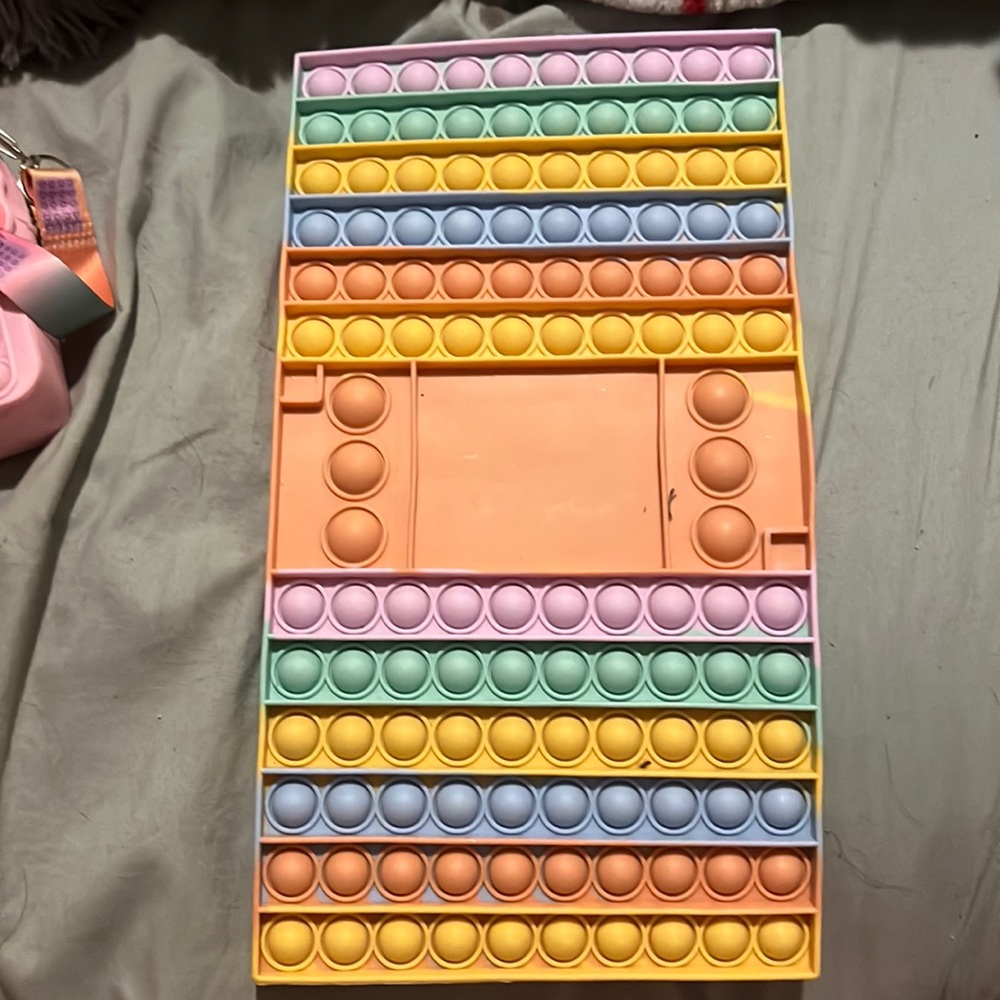 Pop it game board
